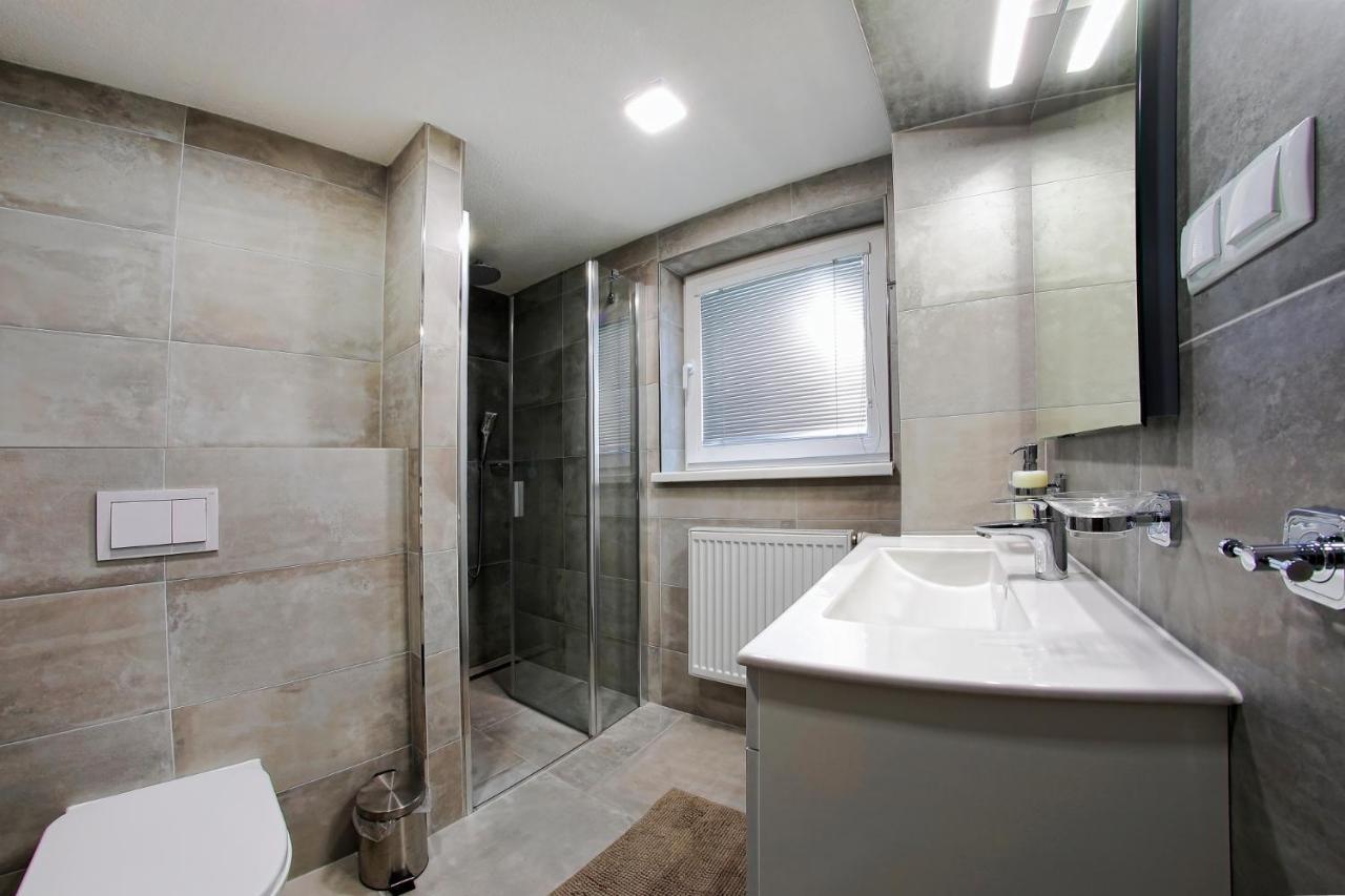 Apartmany Za Rohom ลิฟตอฟสกีมิคูลาช ภายนอก รูปภาพ