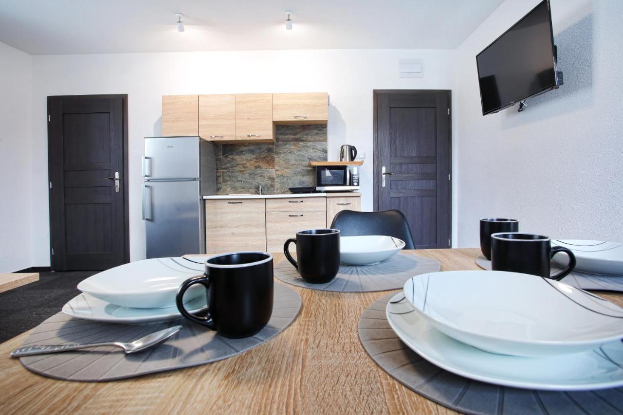 Apartmany Za Rohom ลิฟตอฟสกีมิคูลาช ภายนอก รูปภาพ