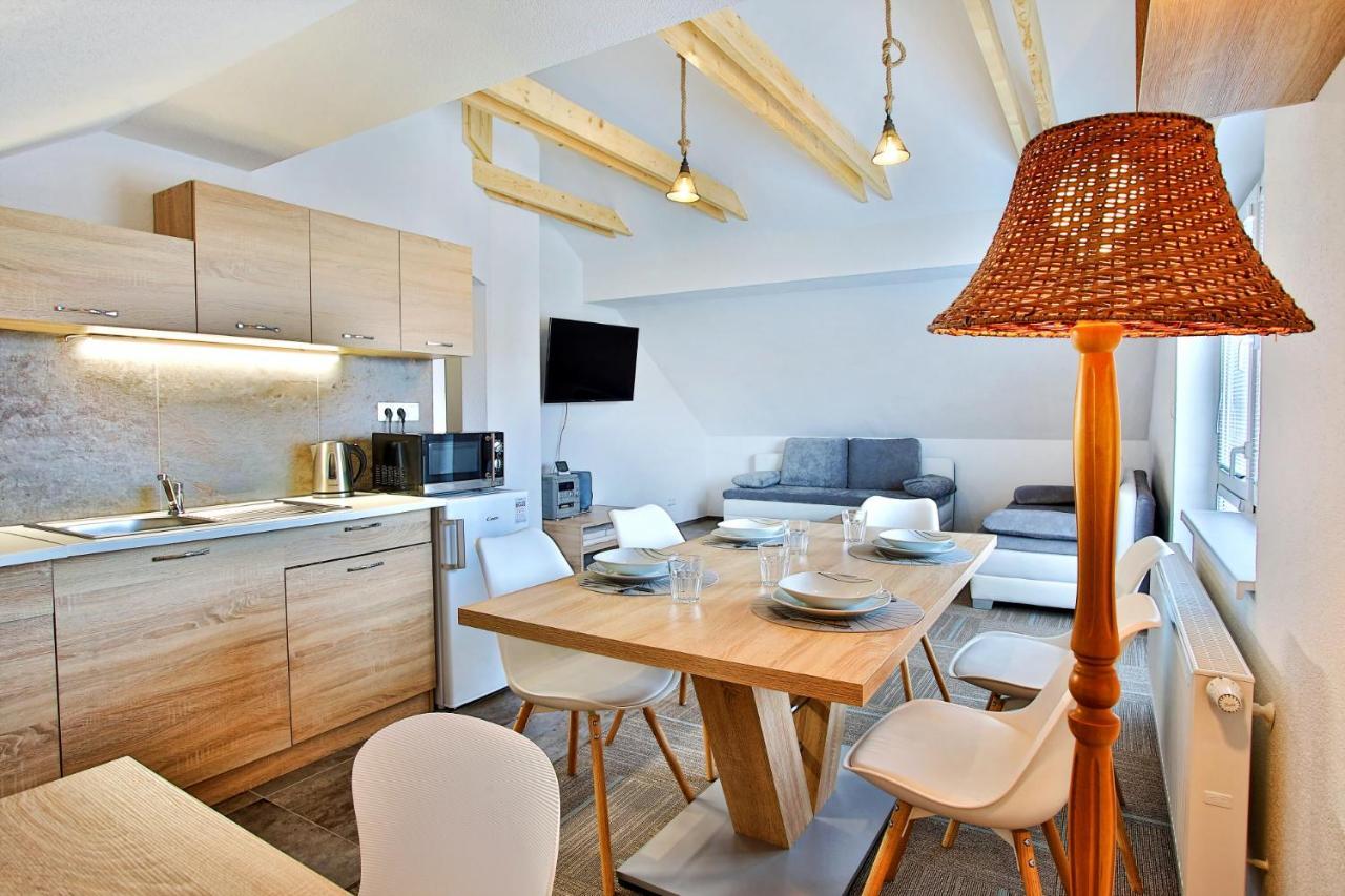 Apartmany Za Rohom ลิฟตอฟสกีมิคูลาช ภายนอก รูปภาพ