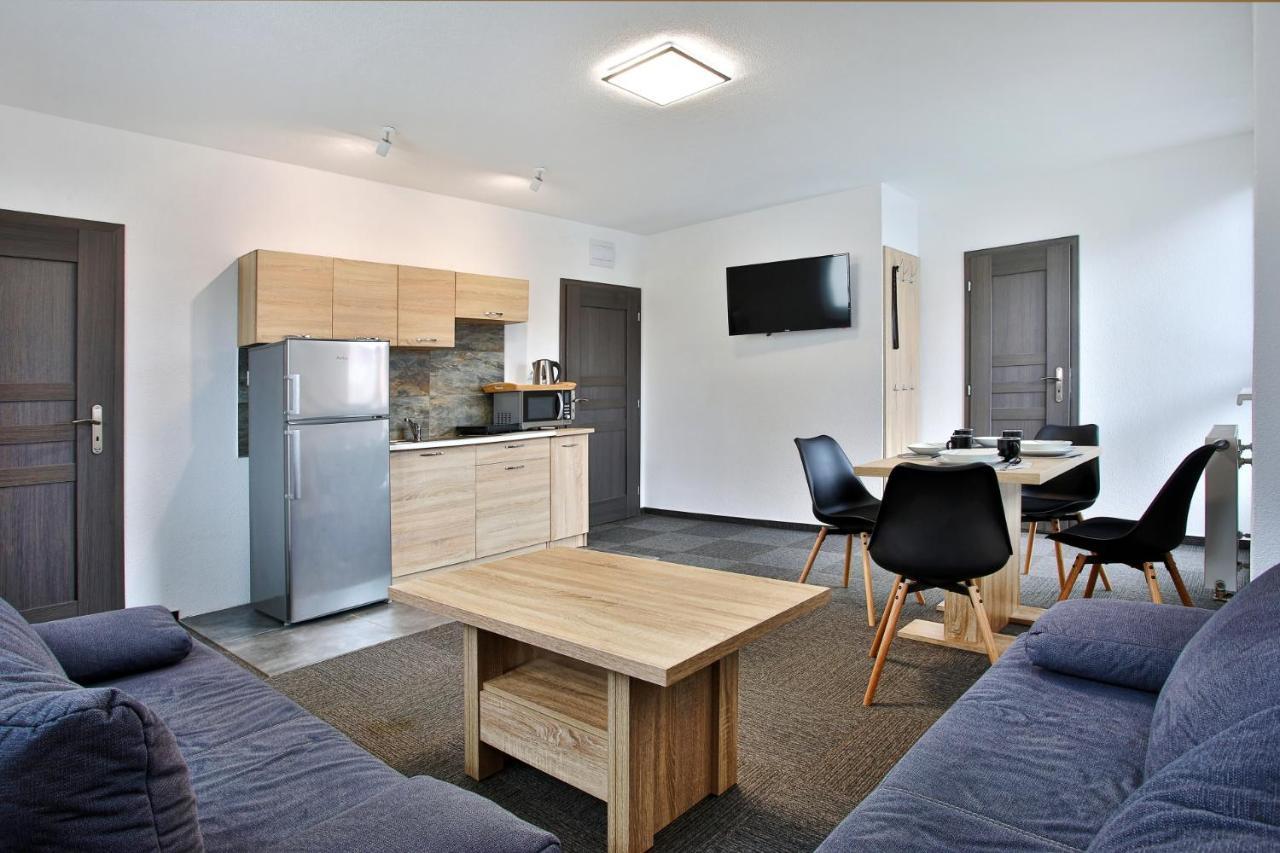 Apartmany Za Rohom ลิฟตอฟสกีมิคูลาช ภายนอก รูปภาพ