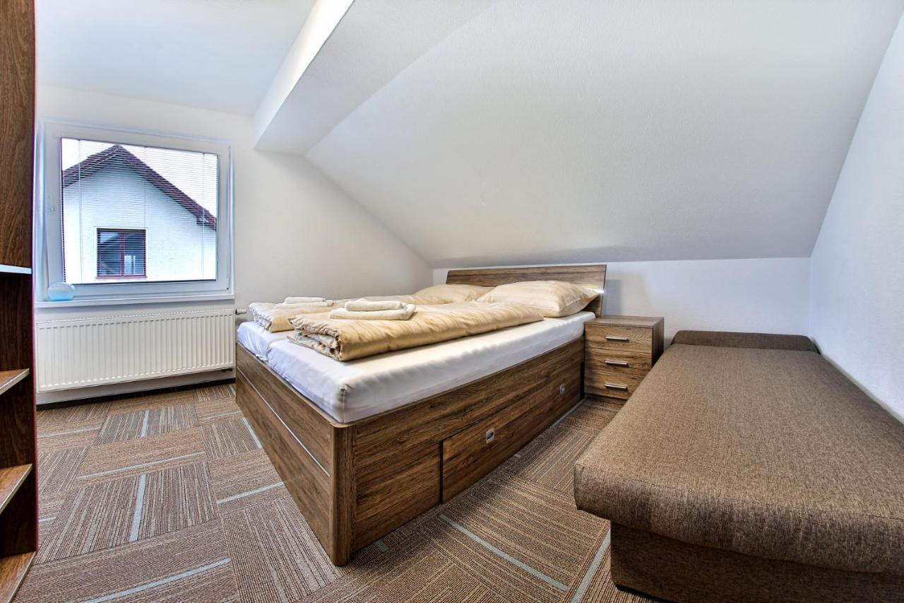 Apartmany Za Rohom ลิฟตอฟสกีมิคูลาช ภายนอก รูปภาพ